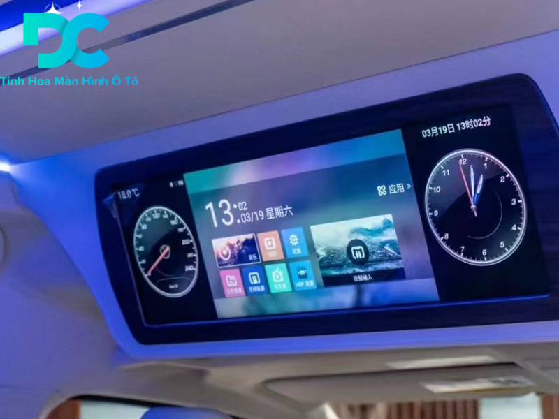 Màn hình ô tô cho xe du lịch Limousine ốp trần có kích thước lớn