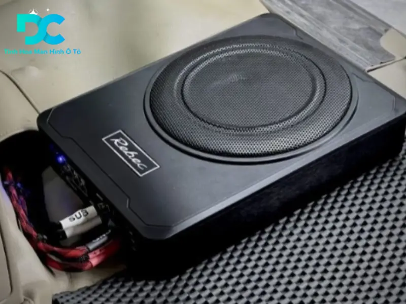 Lắp đặt Rebec U10 chuyên nghiệp tại OTO DC