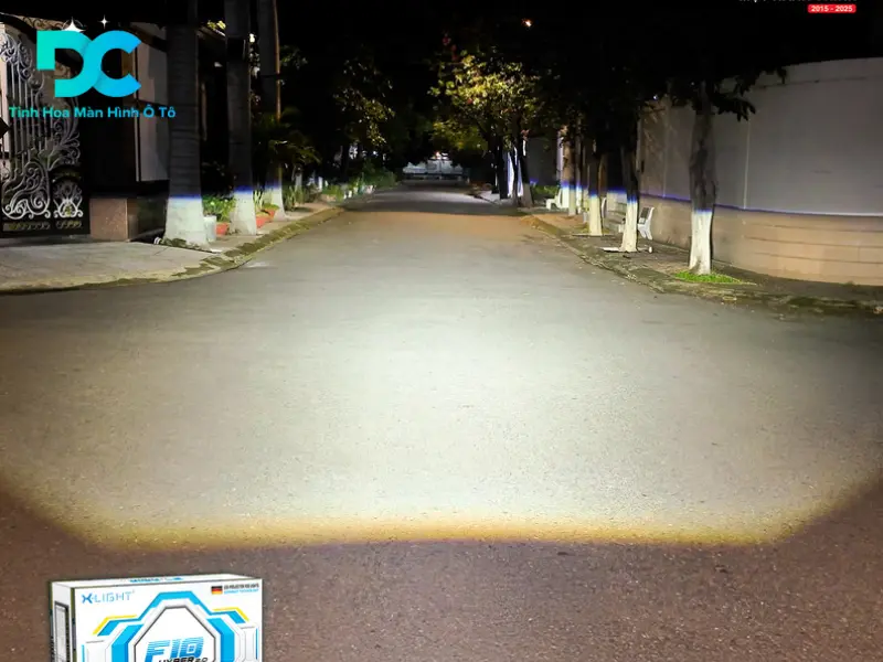 Cấu hình ánh sáng của Bi gầm X-Light F10 Hyper 2.0
