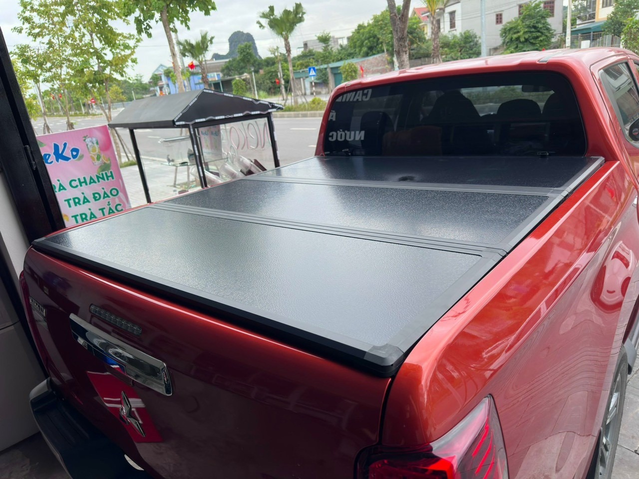 Nắp thùng 3 tấm bán tải MITSUBISHI TRITON, nắp thùng 3 tấm TRITON