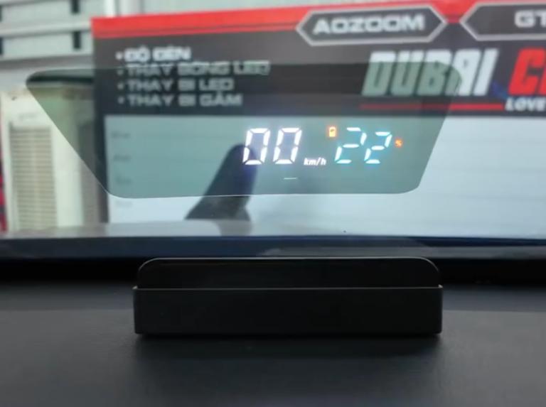 Màn hình HUD kính lái cho xe VF3 