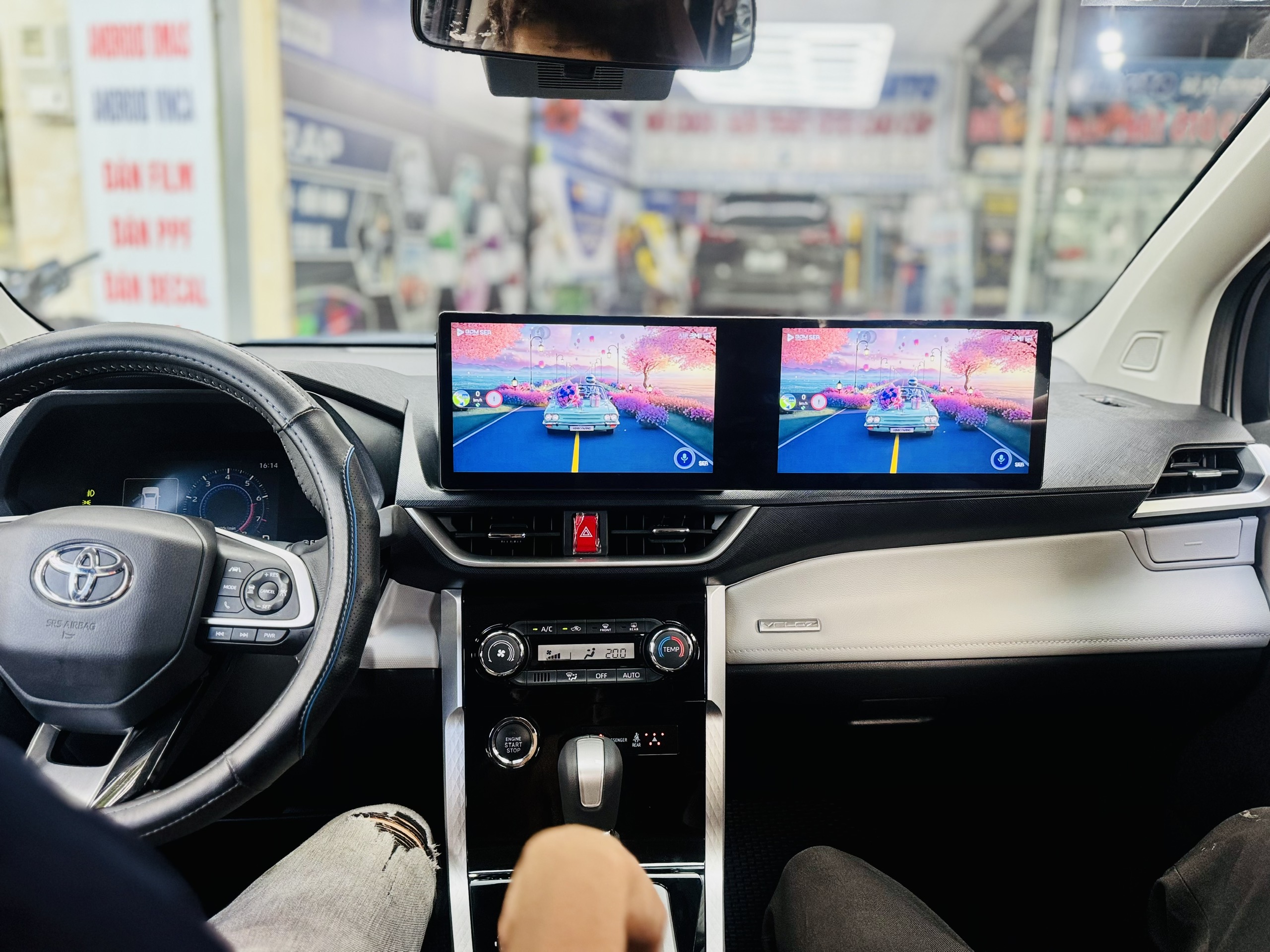 Màn hình android OMAS 20 inch OMAS A11 - Ram 6GB - 128GB liền camera 360