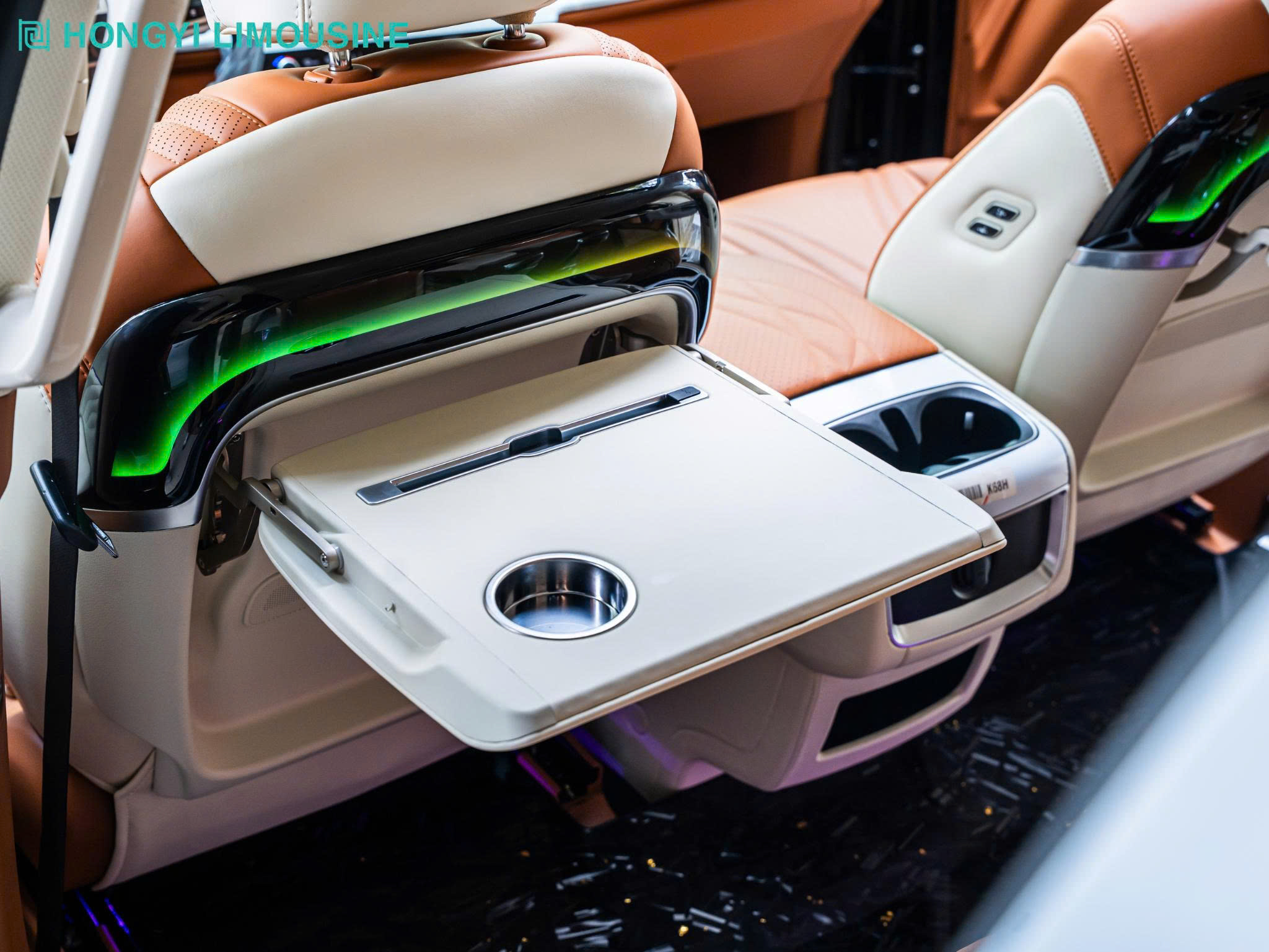 Bàn làm việc chỉnh cơ có Led HongYi Liomousine