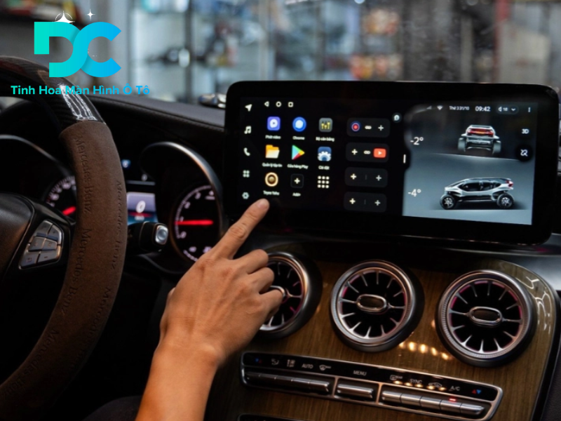 Màn hình nguyên bản của Audi A8 đáp ứng các nhu cầu giải trí cơ bản
