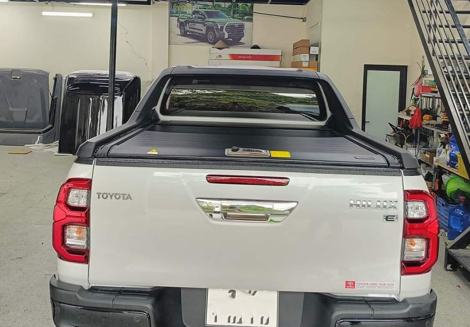 Nắp thùng bán tải TOYOTA HILUX, nắp cuộn điện HILUX, hiệu Anpha