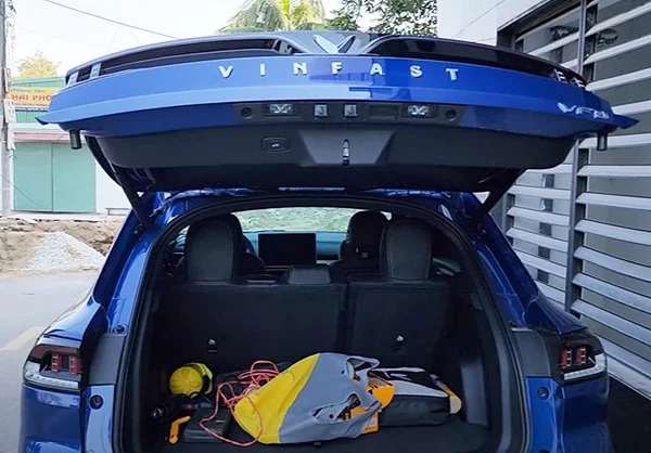 Cốp điện tự động dành cho xe ô tô điện Vinfast 