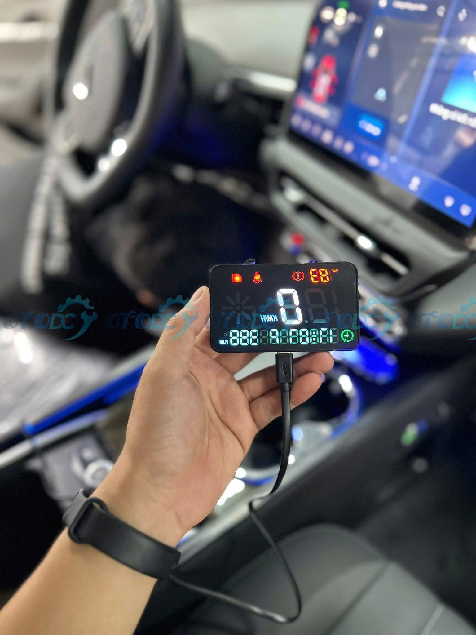 Hud kính lái zin theo xe VF6, VF7