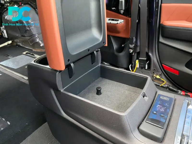 Lưu ý quan trọng khi lắp đặt tủ lạnh mini 2 trong 1 bệ tỳ tay CANIVAL cho ô tô