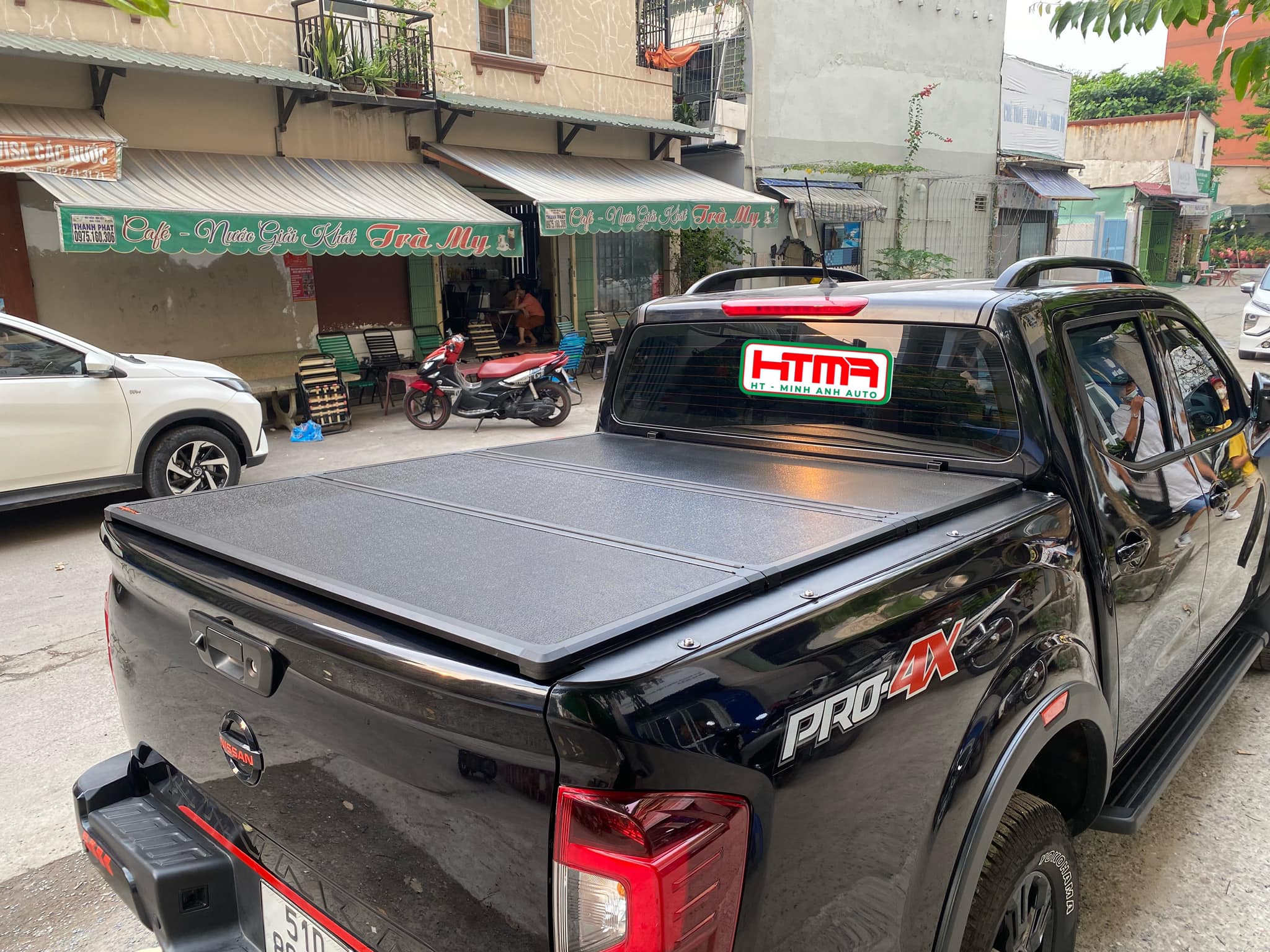 Nắp thùng 3 tấm bán tải NISSAN NAVARA, nắp thùng 3 tấm NISSAN NAVARA