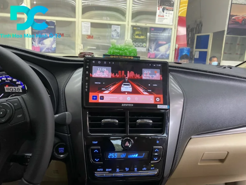Quy trình lắp đặt màn hình Android cho xe Toyota tại OTODC