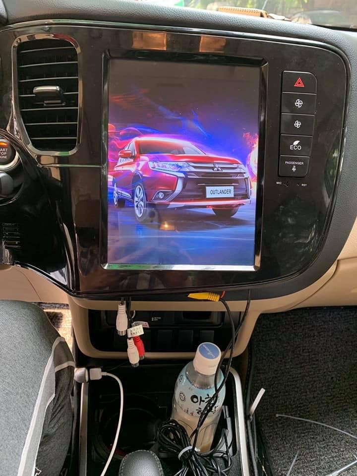 Tổng quan về màn hình Android Tesla cho Outlander 2014-2021