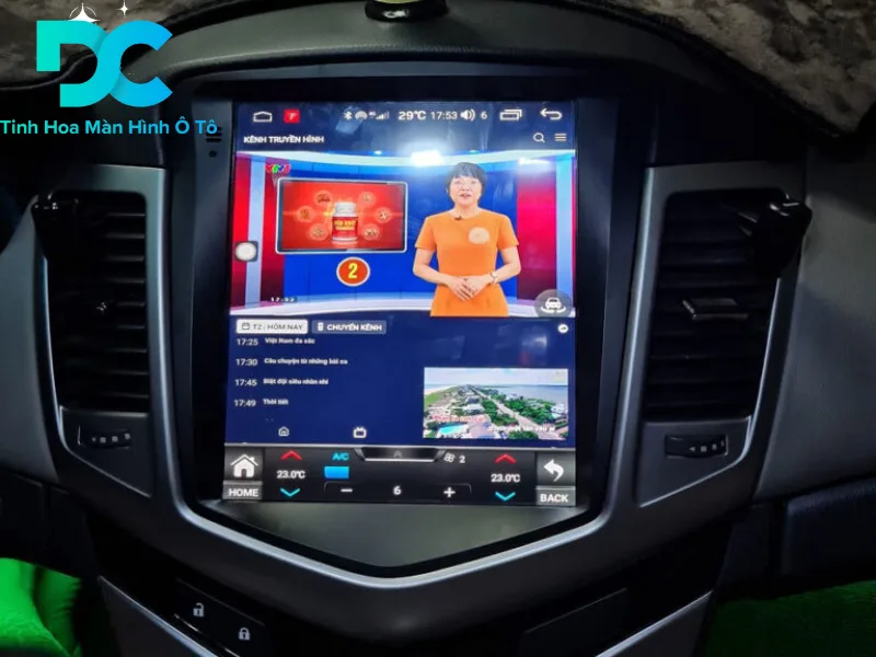 Lợi ích khi lắp đặt màn hình ô tô tại OTODC