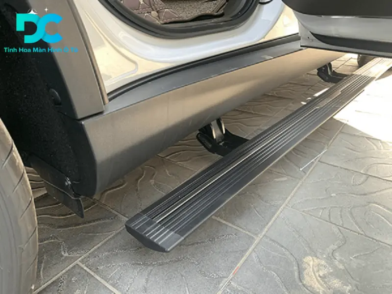 Quy trình lắp đặt bậc dẫm điện AOD cho Toyota Cross